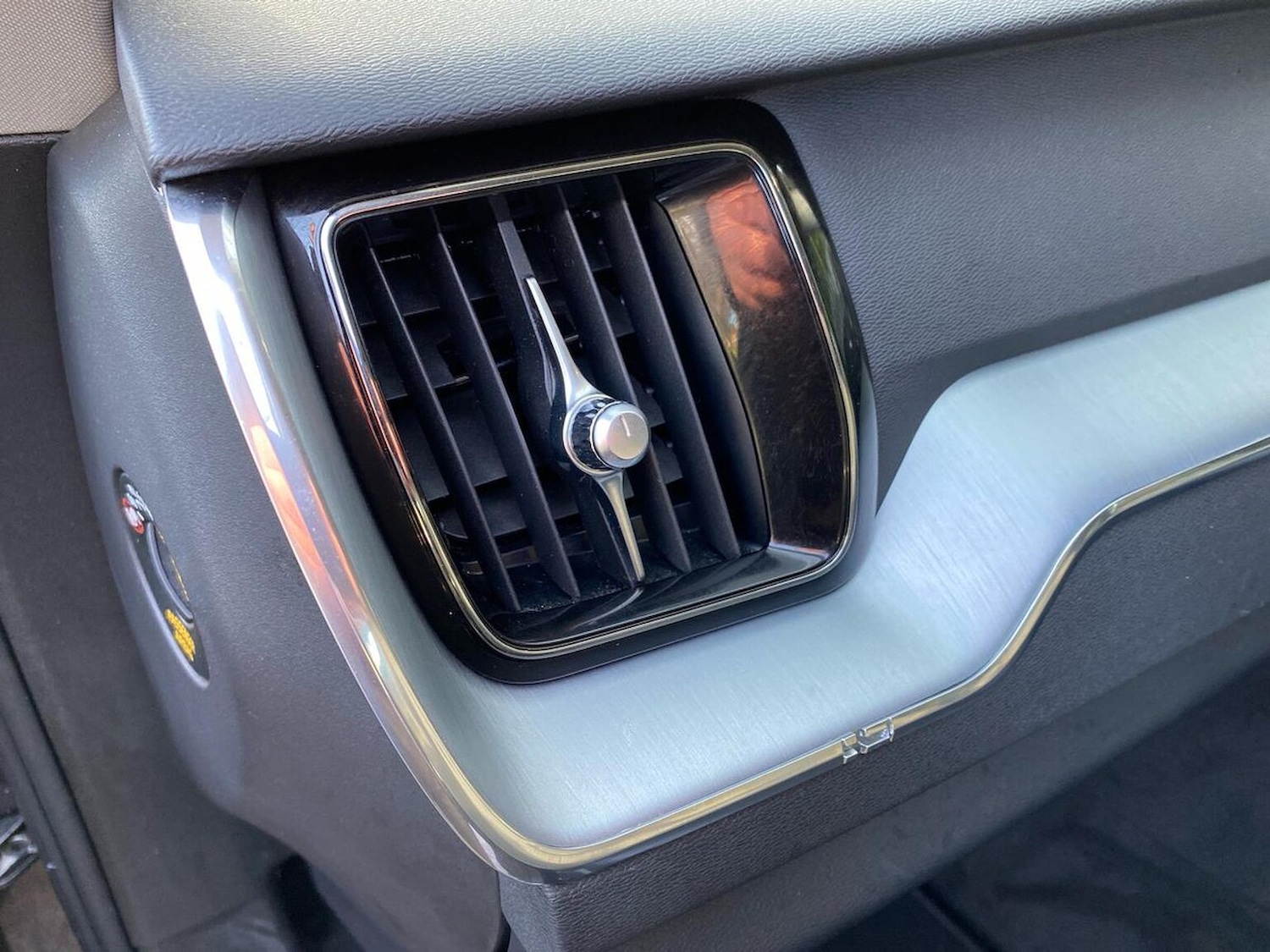 Used Volvo XC60 2017 for sale - 76864009: Photo 39