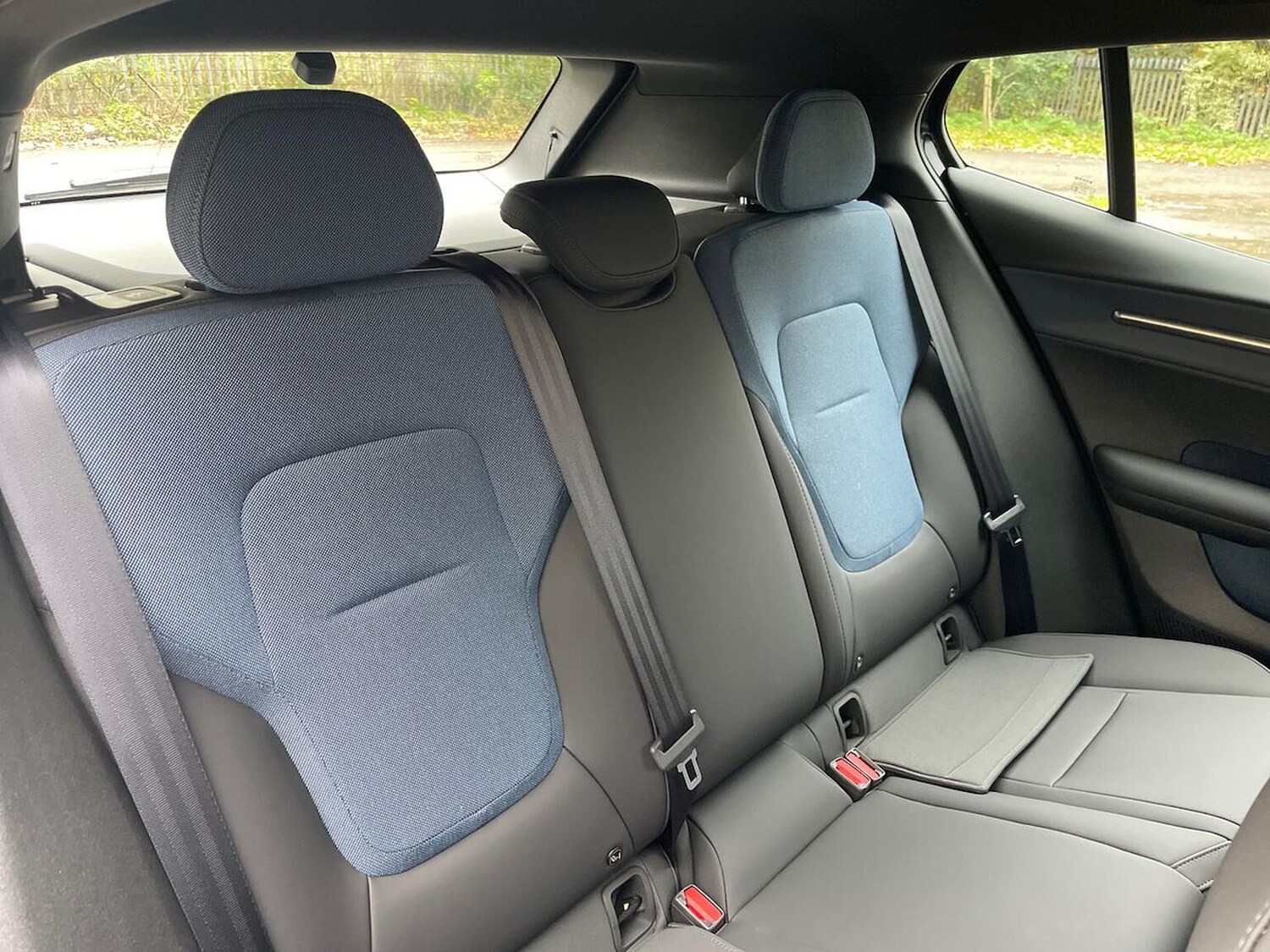 Used Volvo EX30 2025 for sale - 76490749: Photo 16