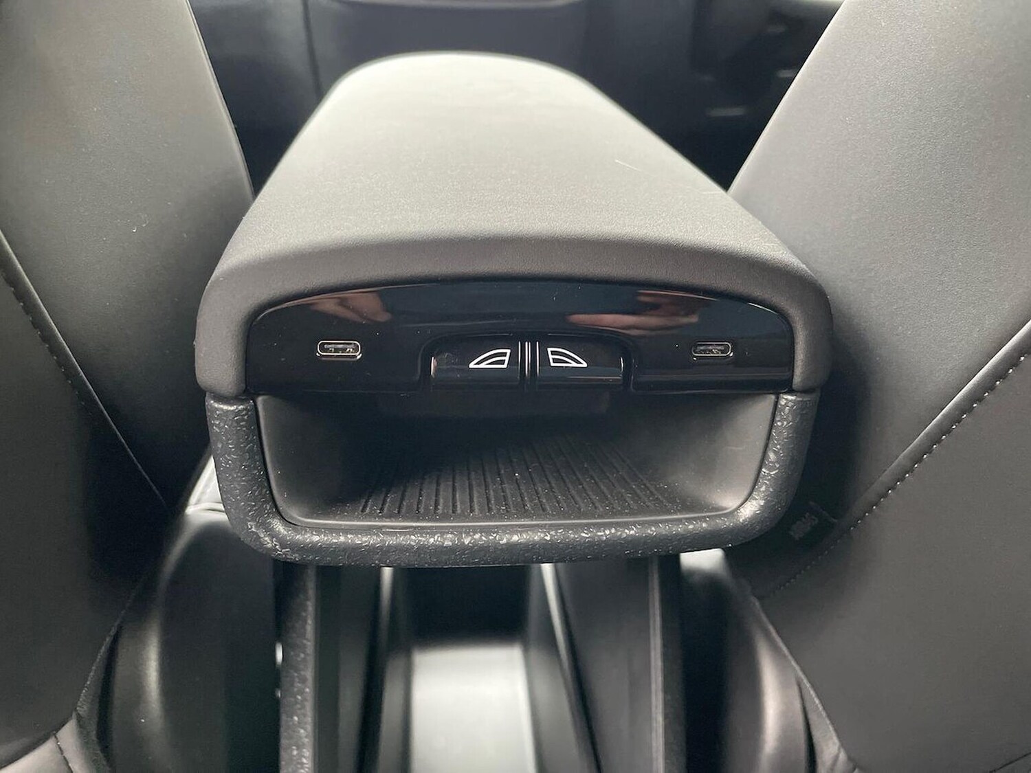 Used Volvo EX30 2025 for sale - 76490749: Photo 22