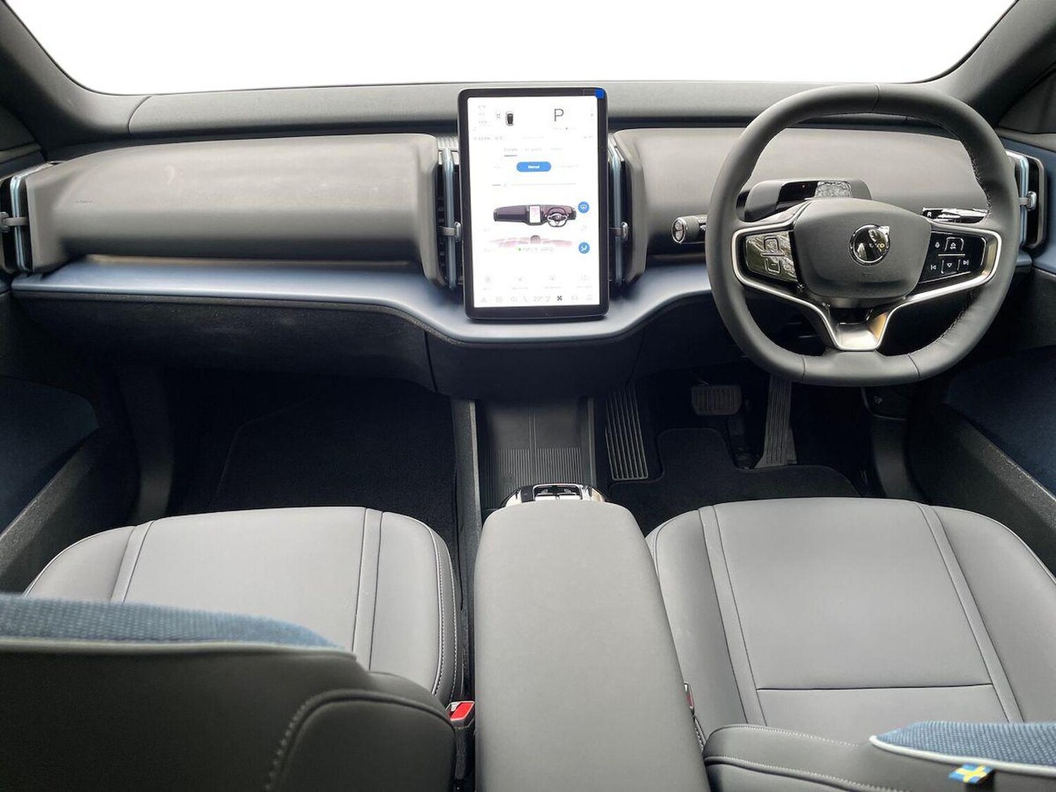 Used Volvo EX30 2025 for sale - 76490749: Photo 8