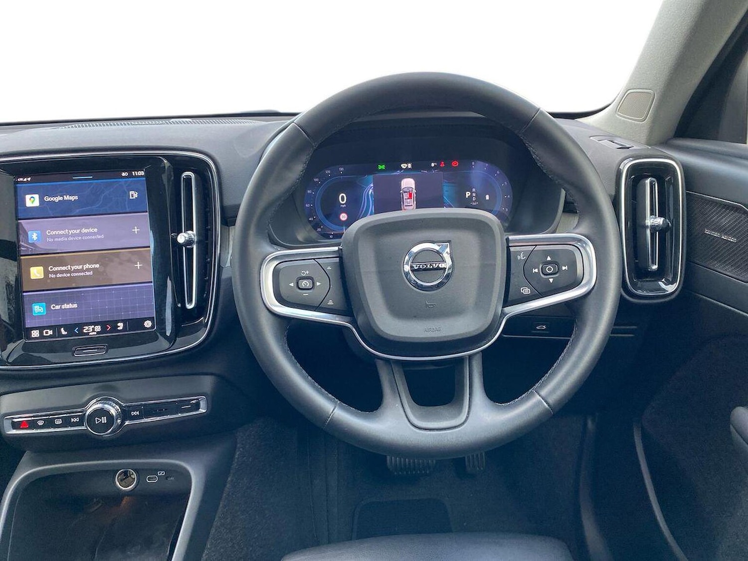 Used Volvo XC40 2025 for sale - 77056996: Photo 11