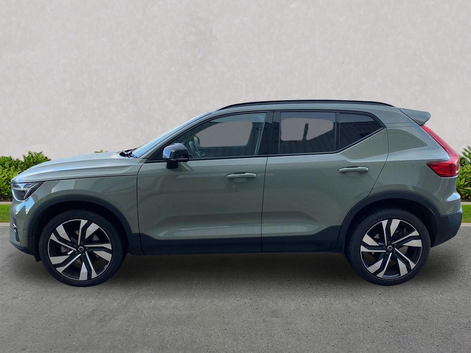 Used Volvo XC40 2025 for sale - 77056996: Photo 21