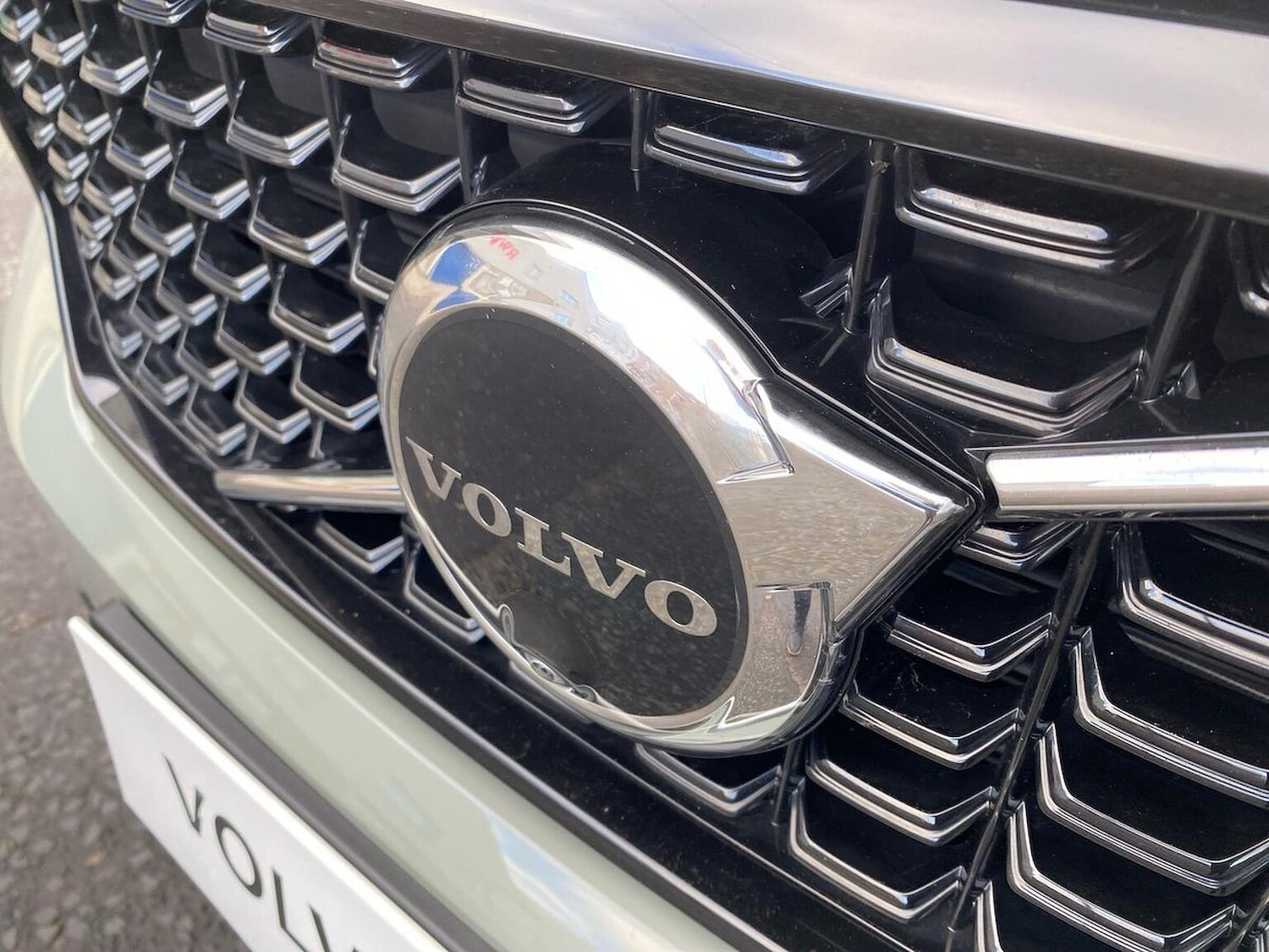 Used Volvo XC40 2025 for sale - 77056996: Photo 35