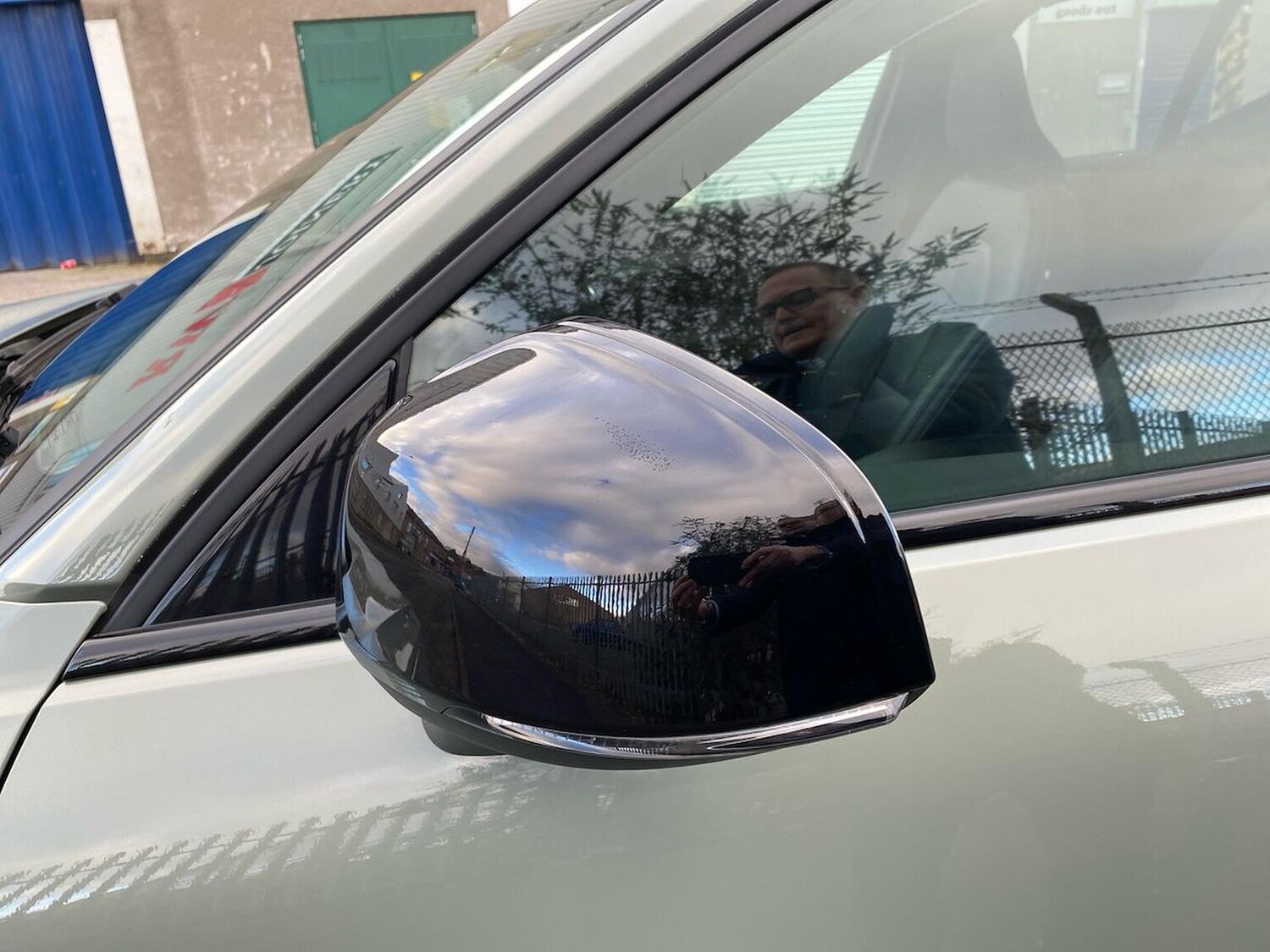 Used Volvo XC40 2025 for sale - 77056996: Photo 40