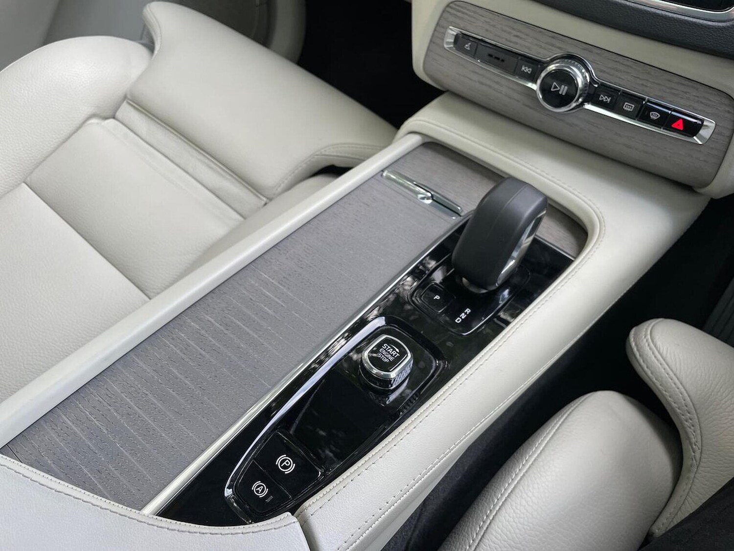 Used Volvo XC90 2024 for sale - 76070281: Photo 13
