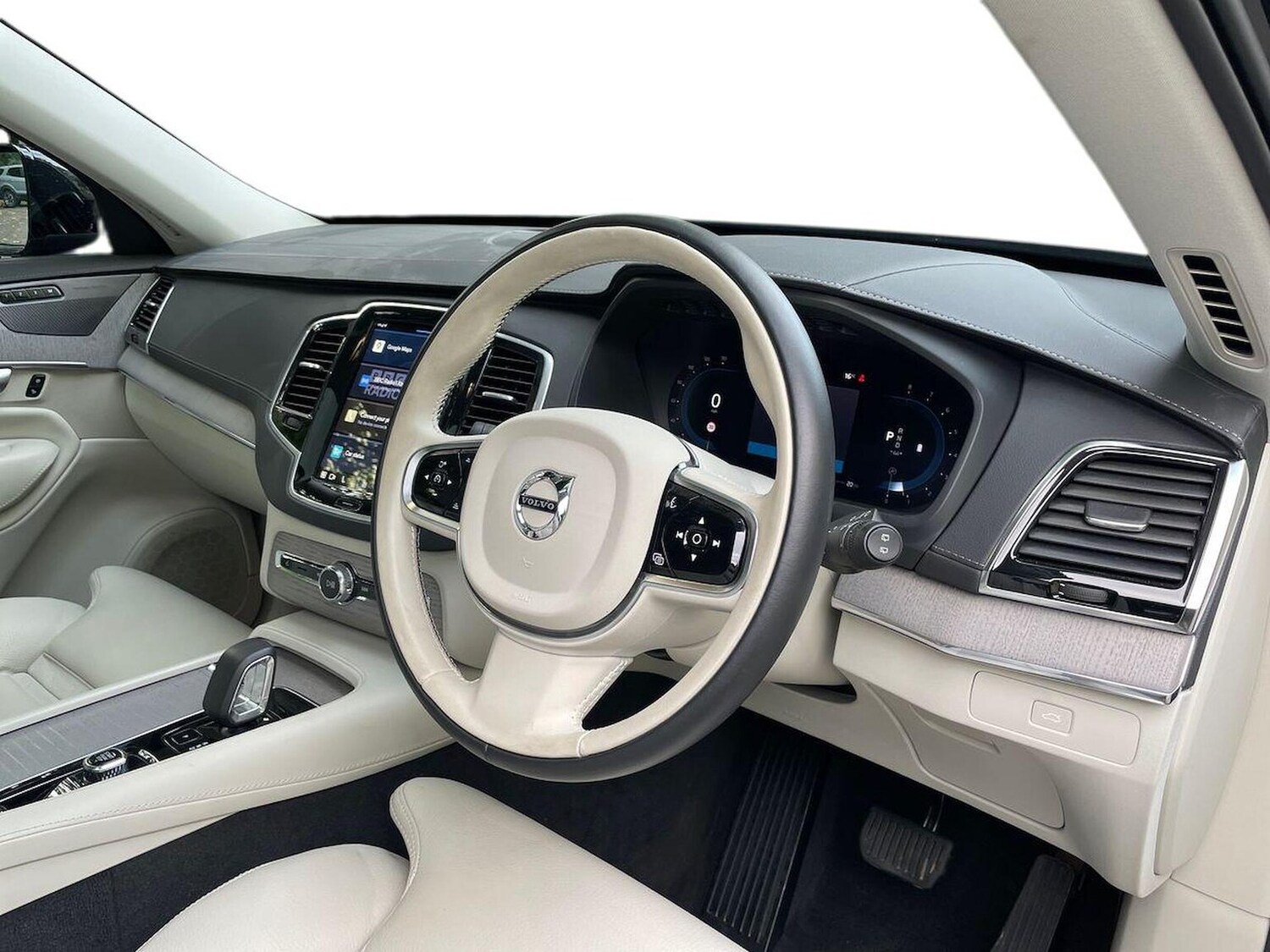 Used Volvo XC90 2024 for sale - 76070281: Photo 15