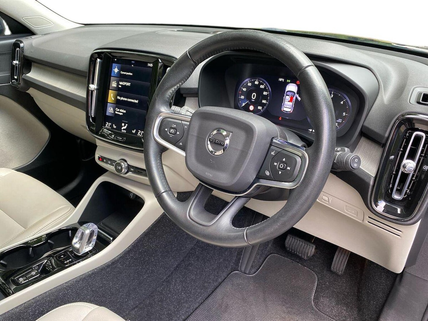 Used Volvo XC40 2020 for sale - 76065653: Photo 15