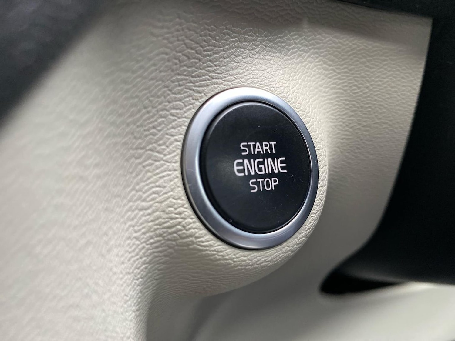 Used Volvo XC40 2020 for sale - 76065653: Photo 22