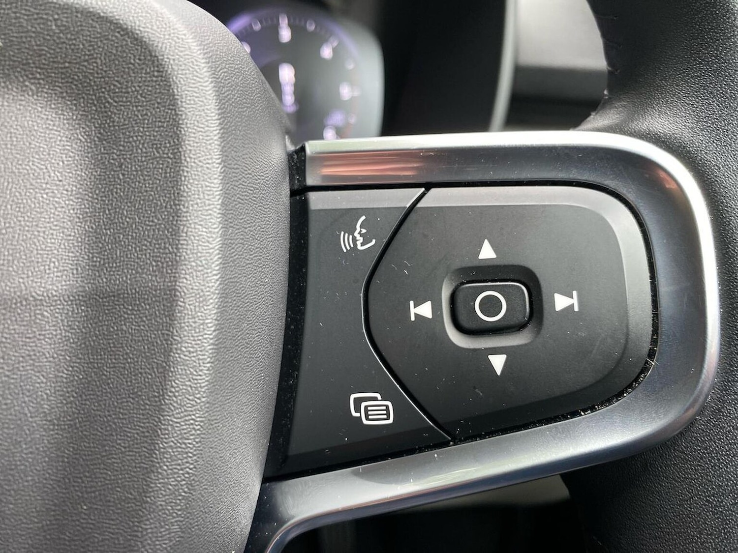 Used Volvo XC40 2020 for sale - 76065653: Photo 27
