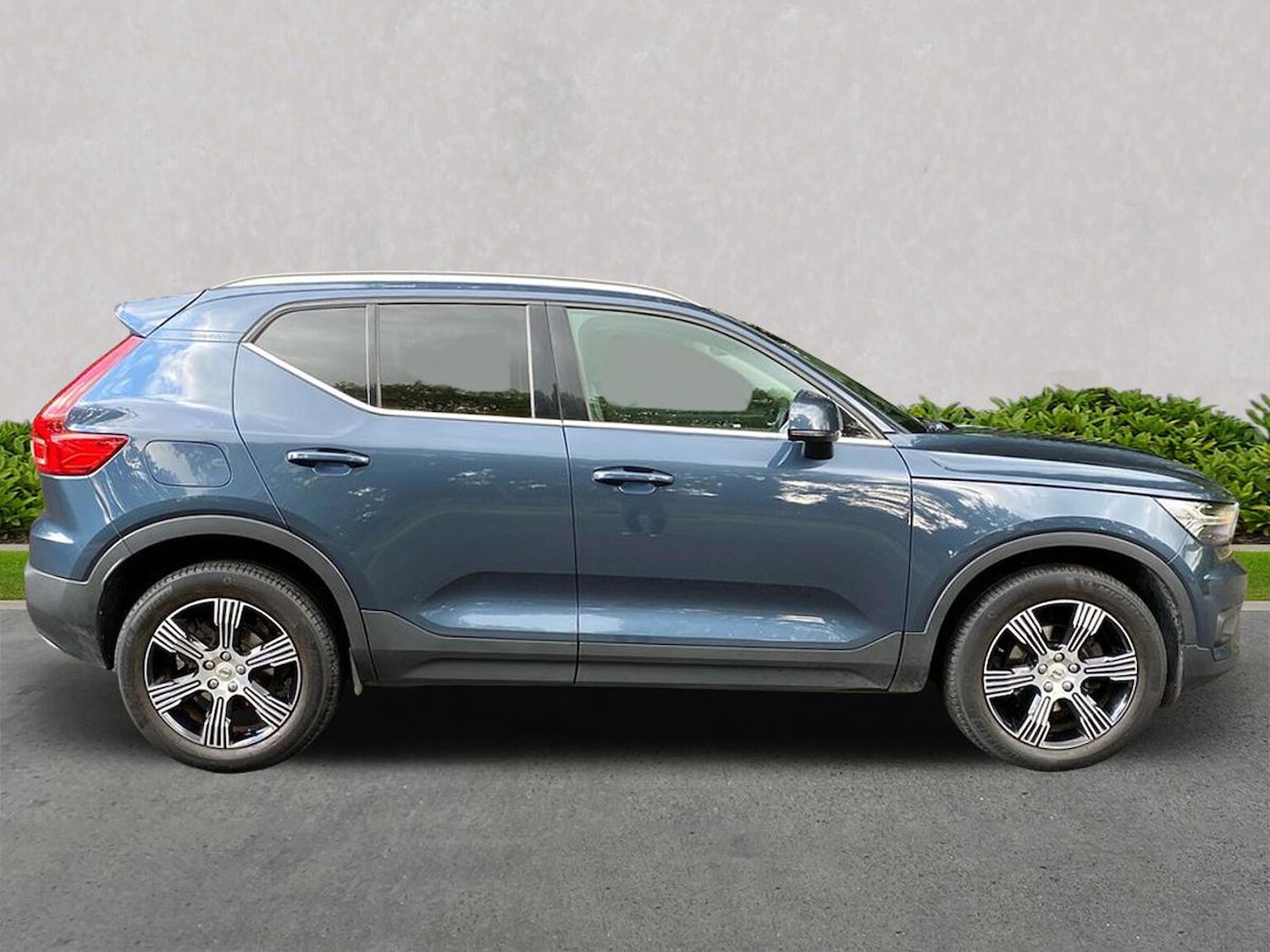 Used Volvo XC40 2020 for sale - 76065653: Photo 3