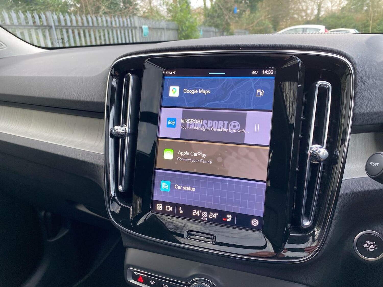 Used Volvo XC40 2025 for sale - 77489637: Photo 10