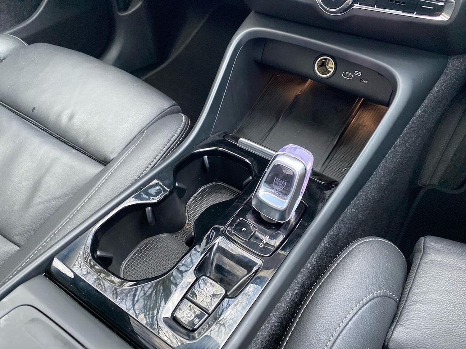 Used Volvo XC40 2025 for sale - 77489637: Photo 13