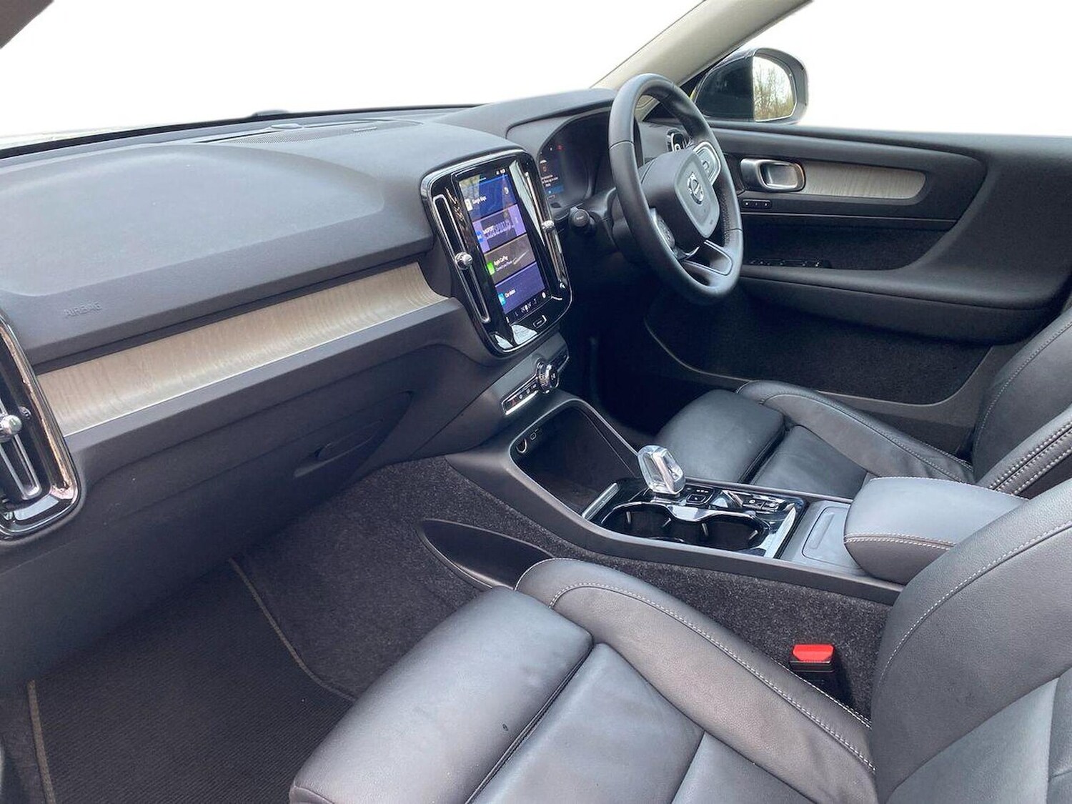 Used Volvo XC40 2025 for sale - 77489637: Photo 7