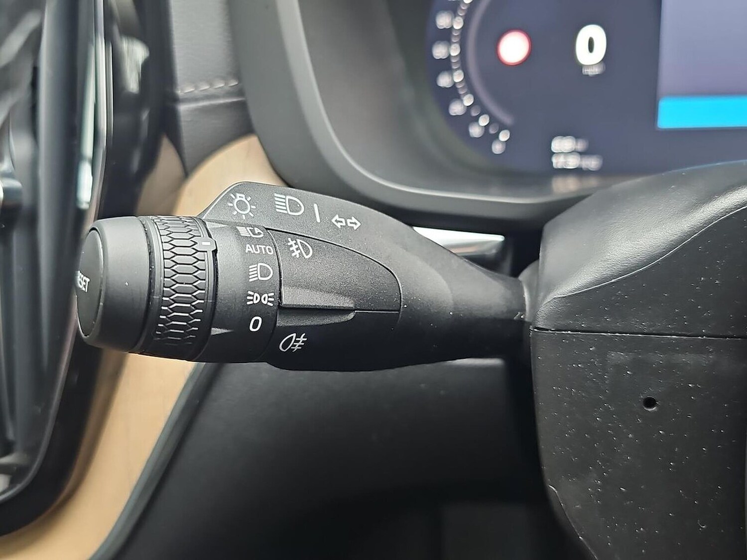 Used Volvo XC60 2025 for sale - 77489679: Photo 29