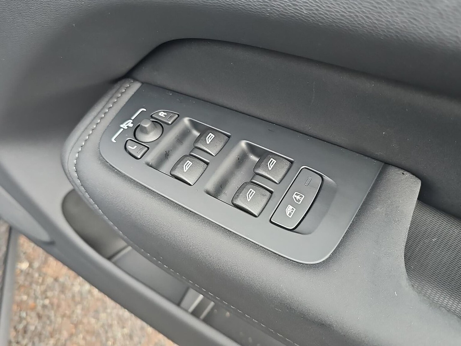 Used Volvo XC60 2025 for sale - 77489654: Photo 21