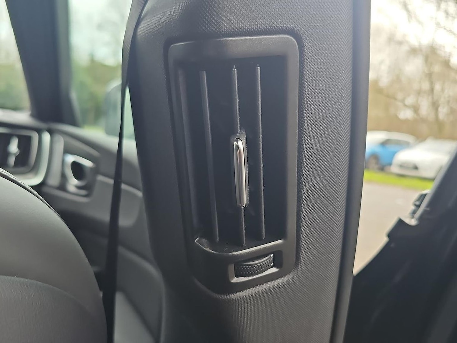 Used Volvo XC60 2025 for sale - 77489654: Photo 41