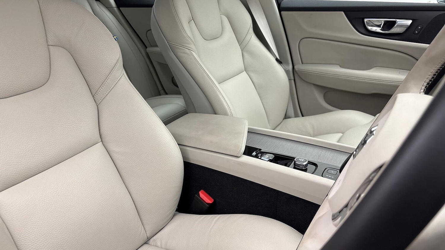 Used Volvo V60 2025 for sale - 76986955: Photo 13