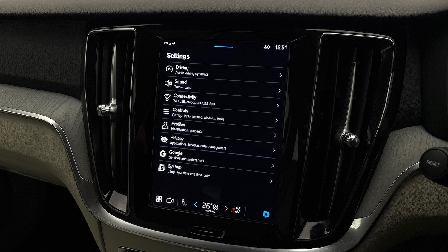 Used Volvo V60 2025 for sale - 76986955: Photo 40