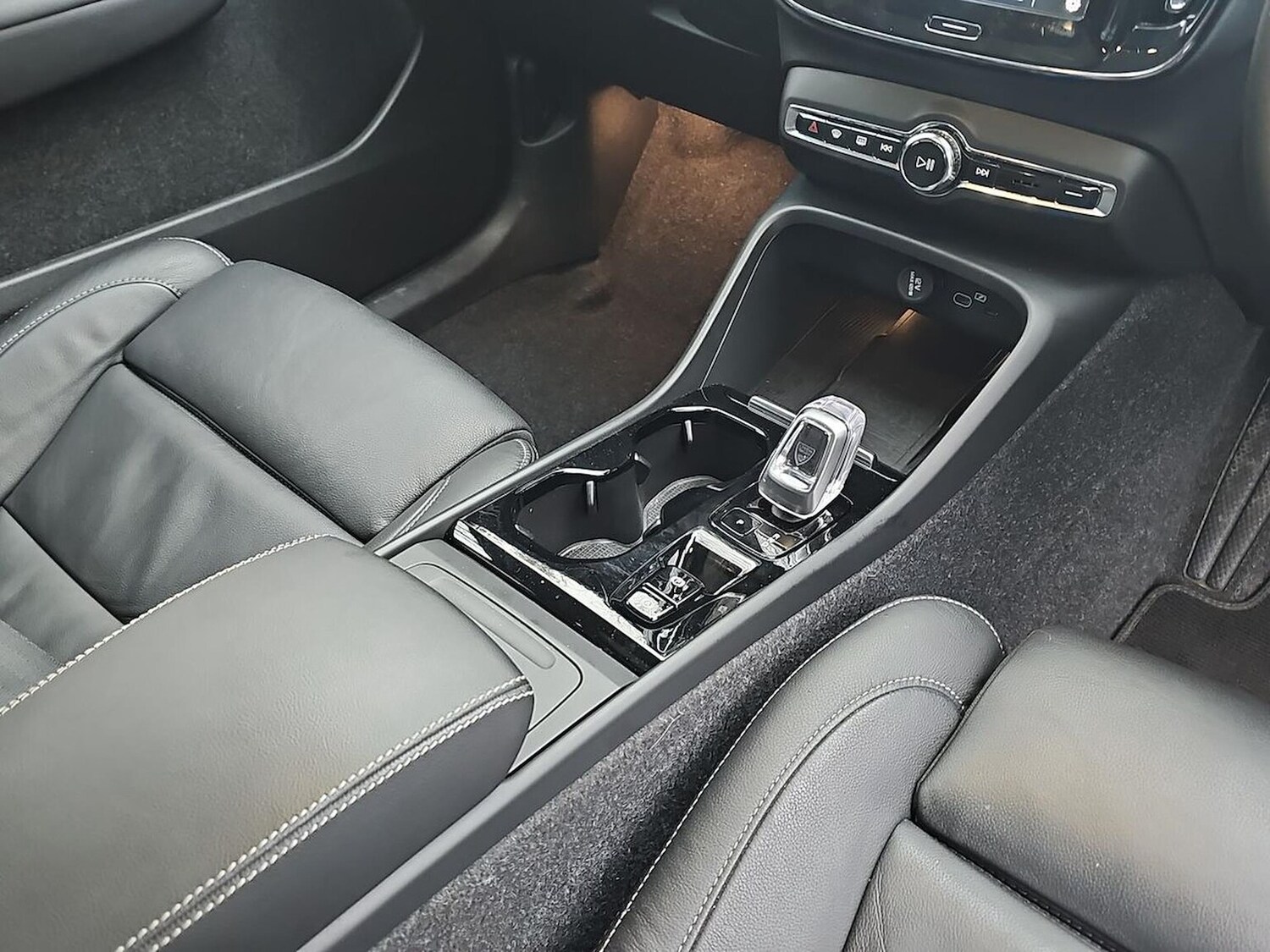 Used Volvo XC40 2025 for sale - 77687965: Photo 13