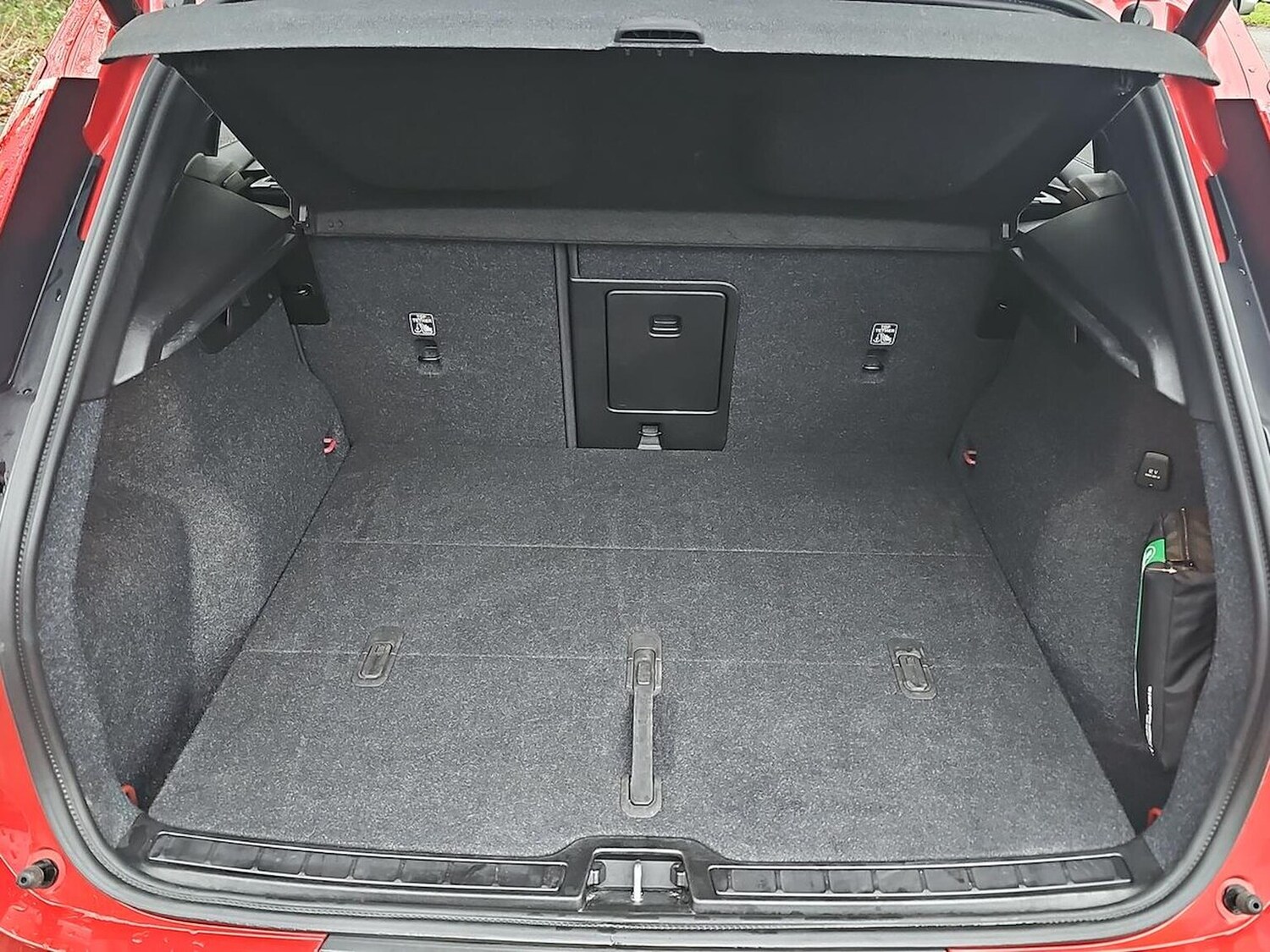 Used Volvo XC40 2025 for sale - 77687965: Photo 17