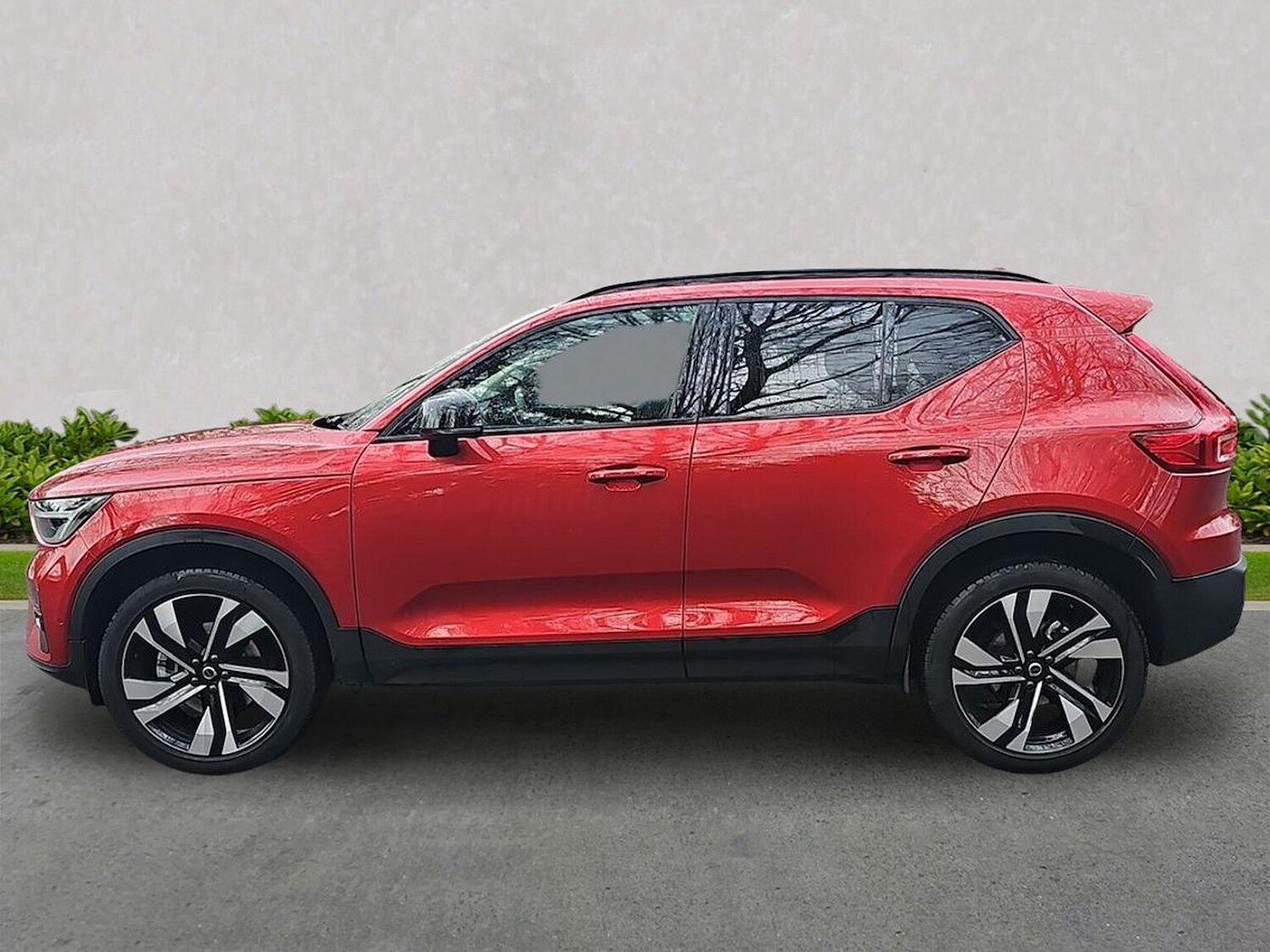 Used Volvo XC40 2025 for sale - 77687965: Photo 19