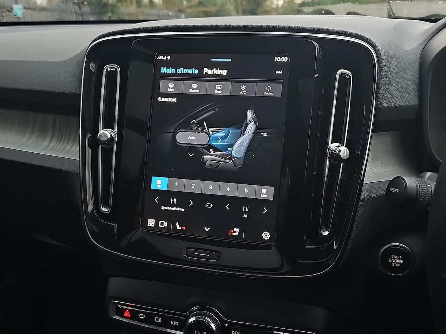 Used Volvo XC40 2025 for sale - 77687965: Photo 24