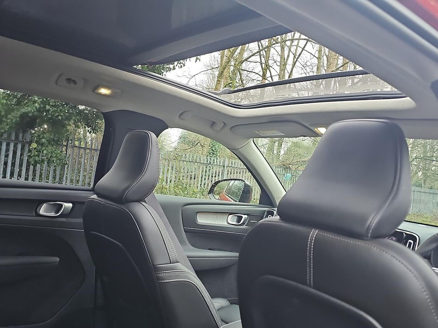 Used Volvo XC40 2025 for sale - 77687965: Photo 31