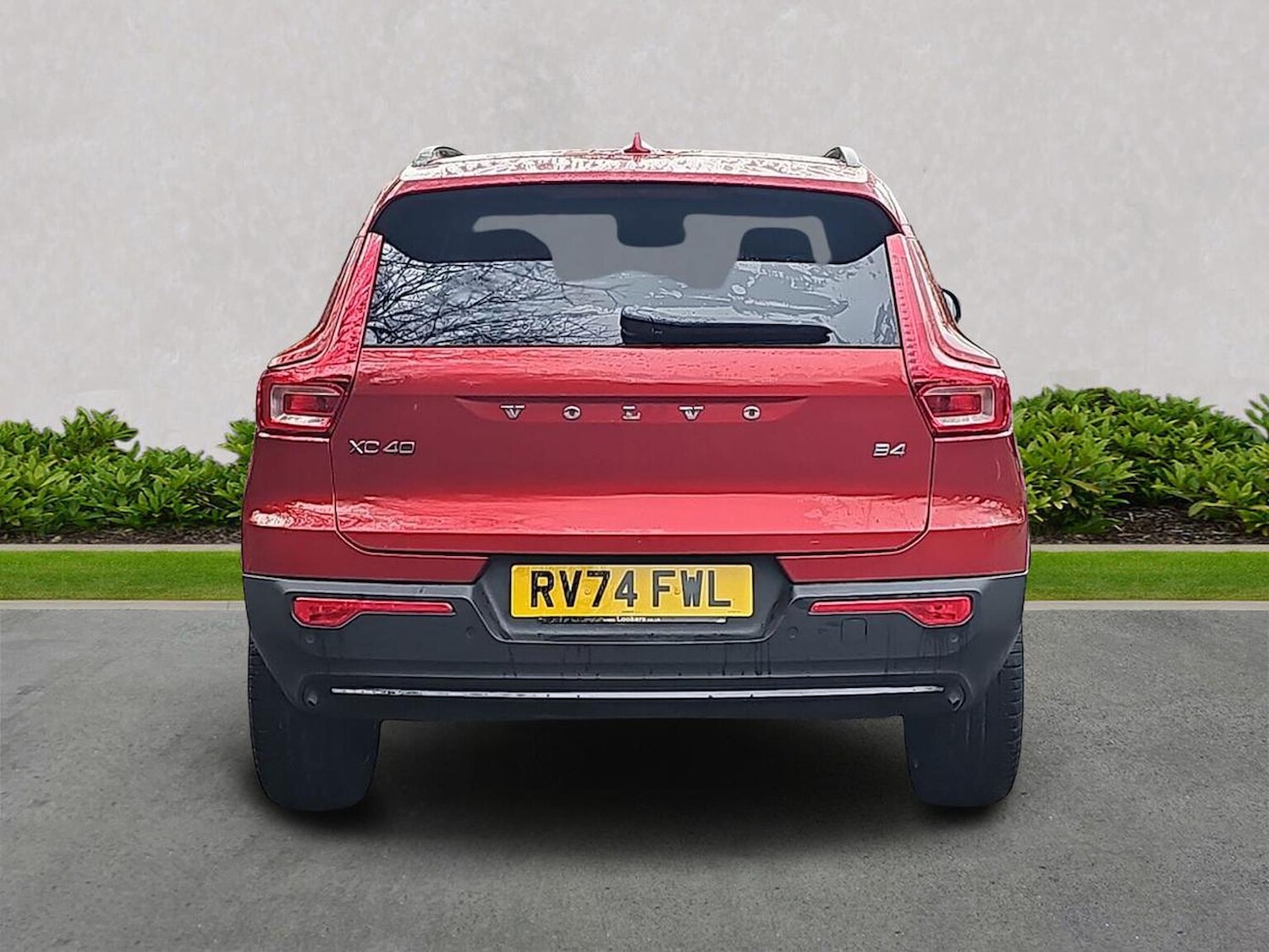 Used Volvo XC40 2025 for sale - 77687965: Photo 4