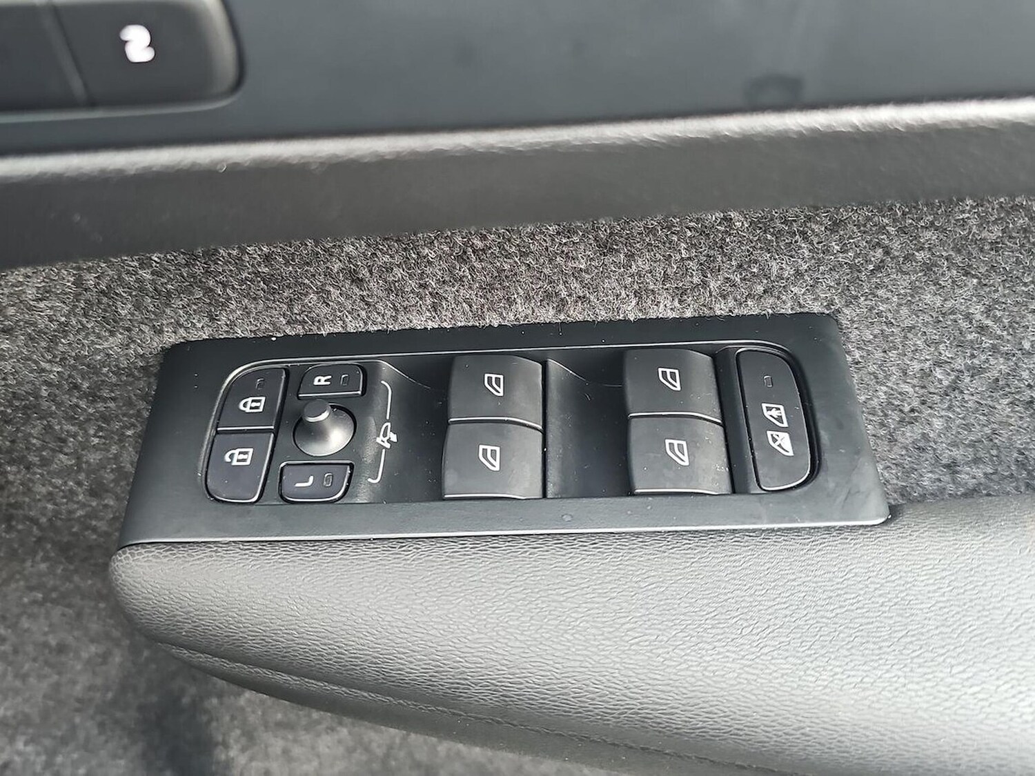 Used Volvo EC40 2025 for sale - 78191009: Photo 23