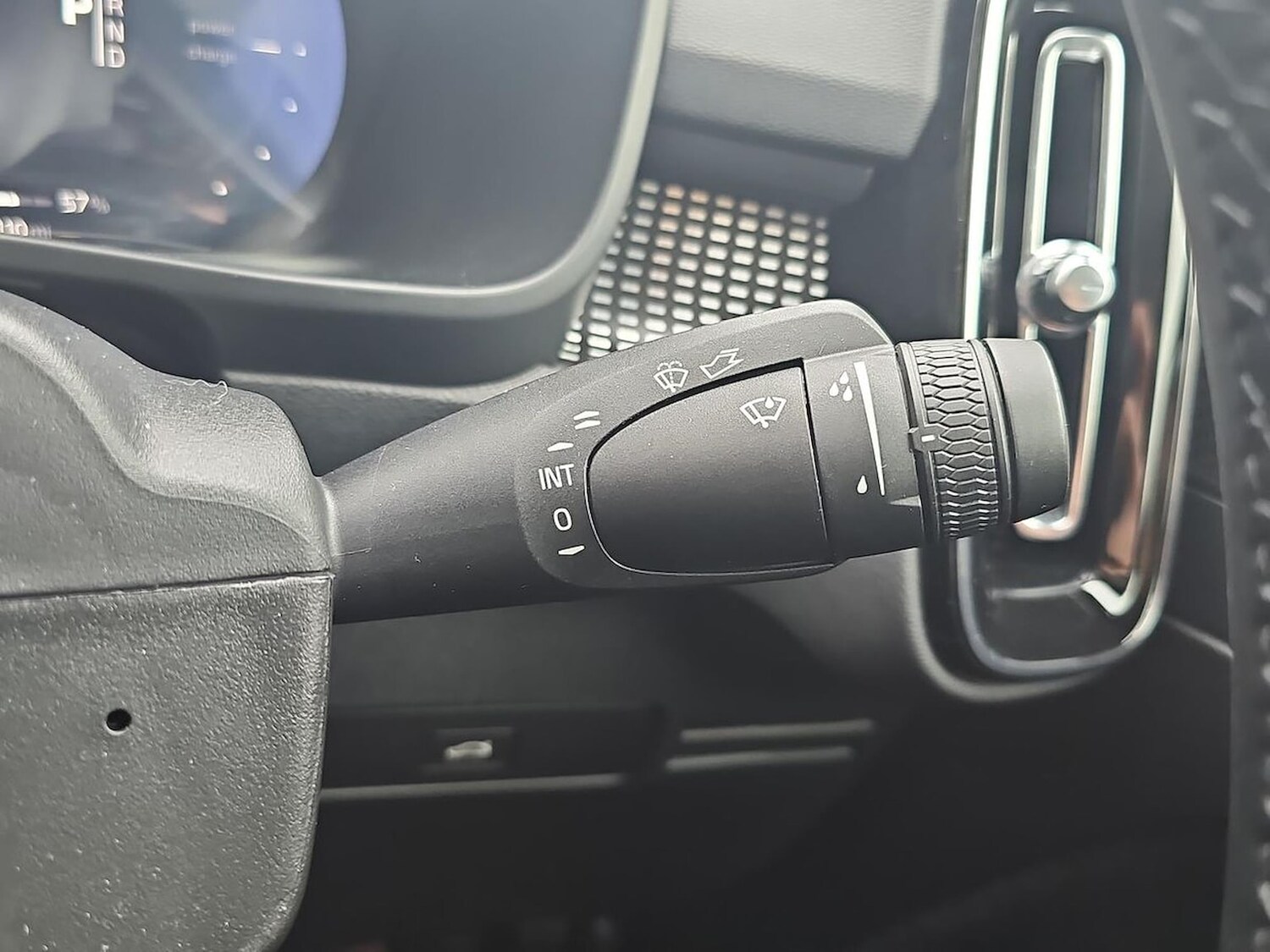 Used Volvo EC40 2025 for sale - 78191009: Photo 29