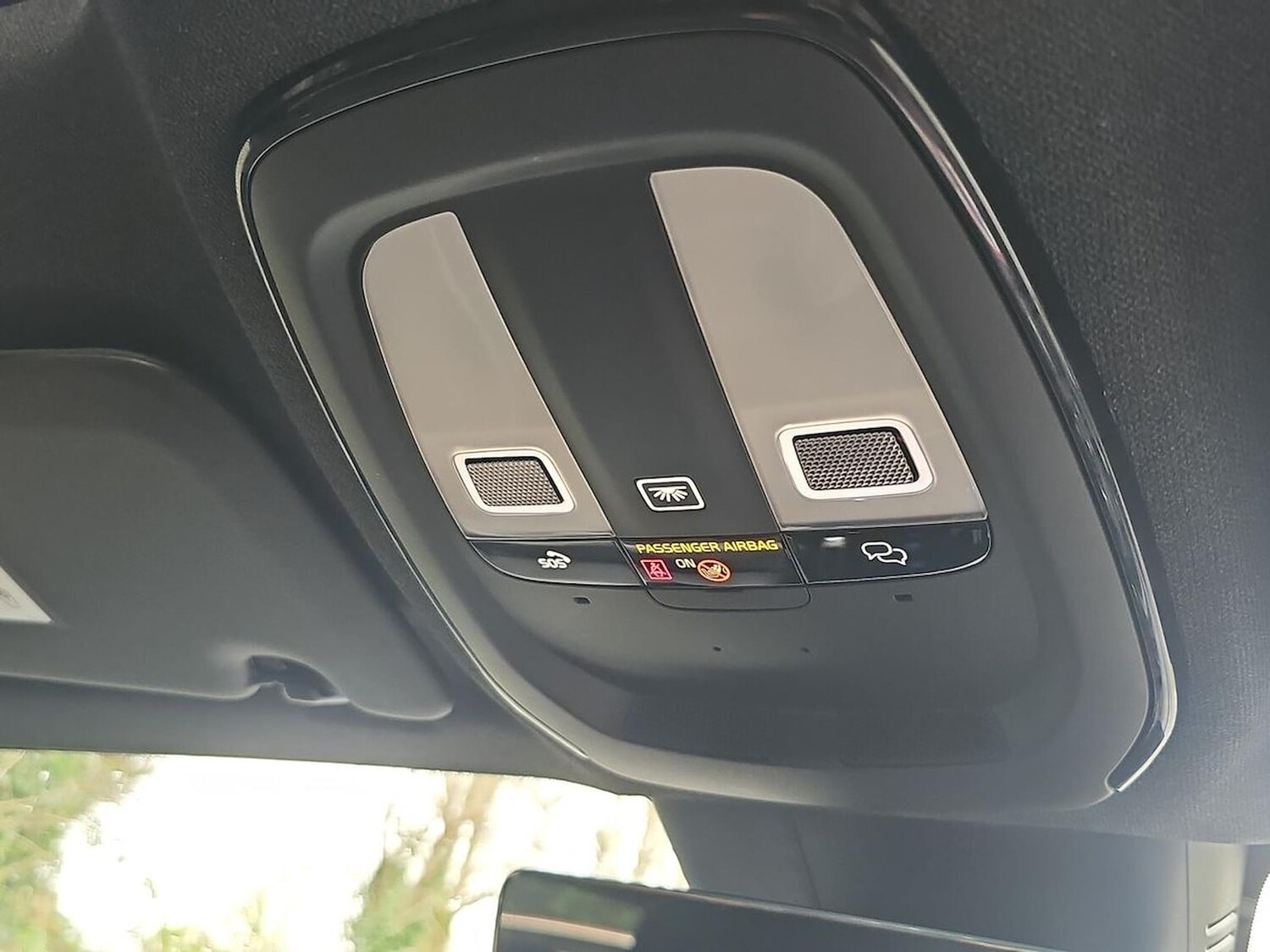 Used Volvo EC40 2025 for sale - 78191009: Photo 40