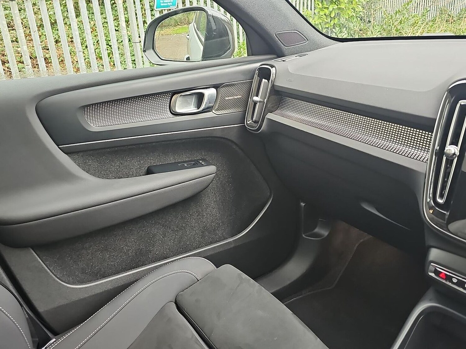 Used Volvo EC40 2025 for sale - 78191009: Photo 44