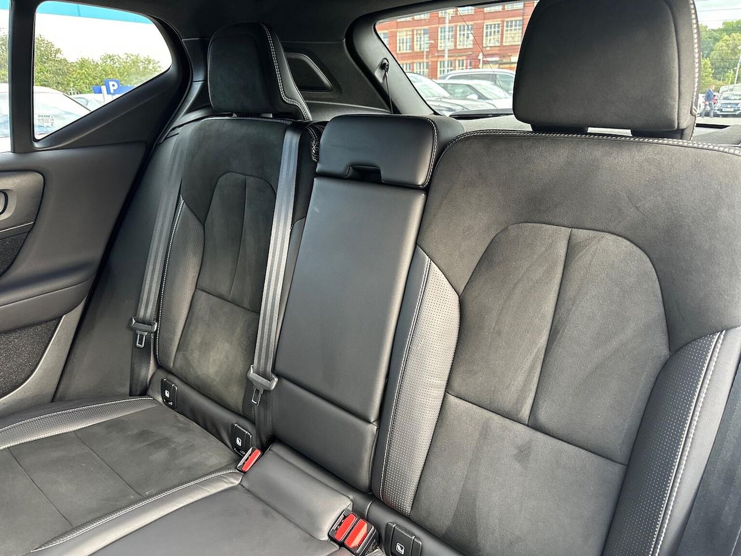 Used Volvo XC40 2020 for sale - 76005840: Photo 16