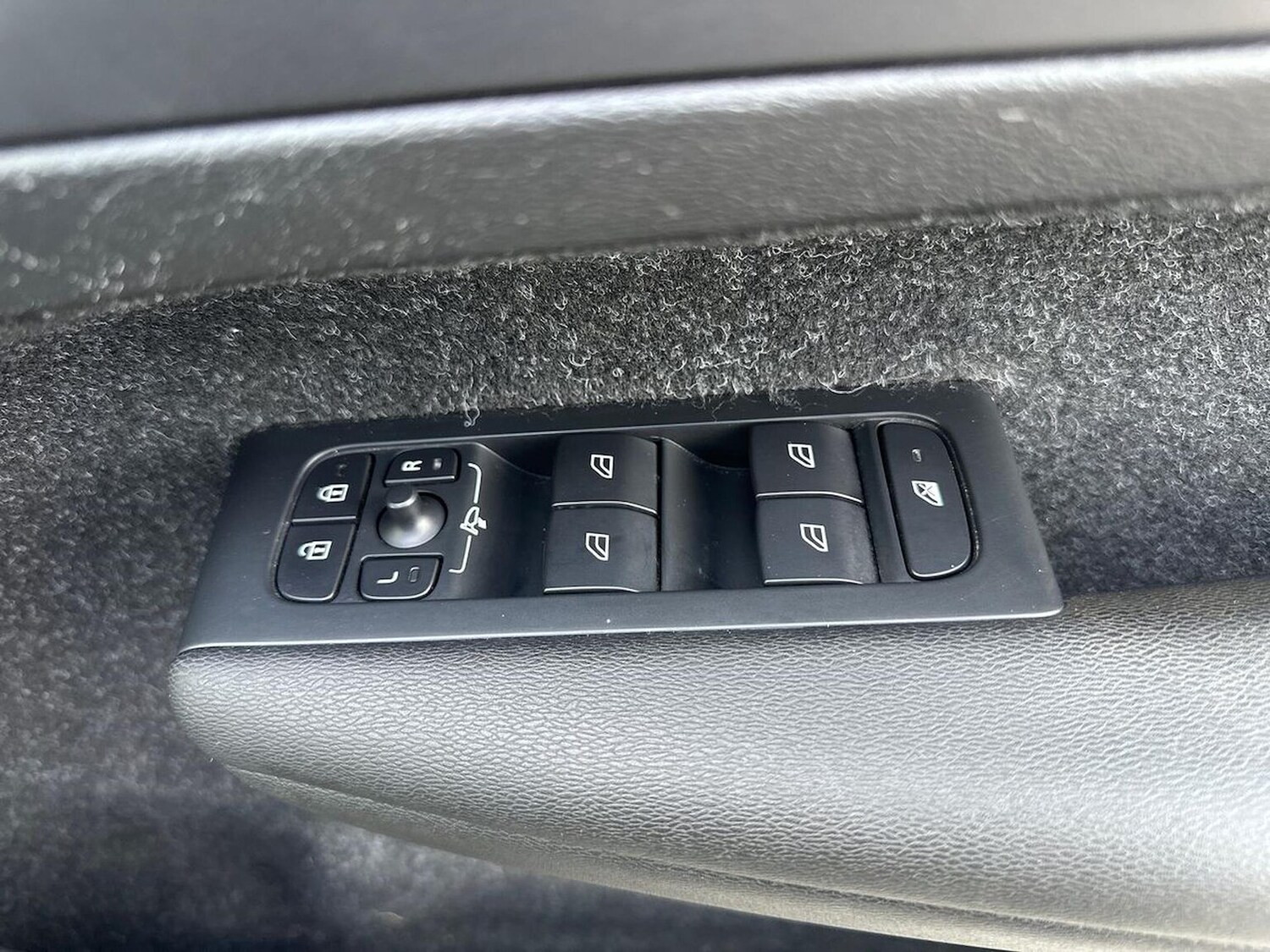 Used Volvo XC40 2020 for sale - 76005840: Photo 21