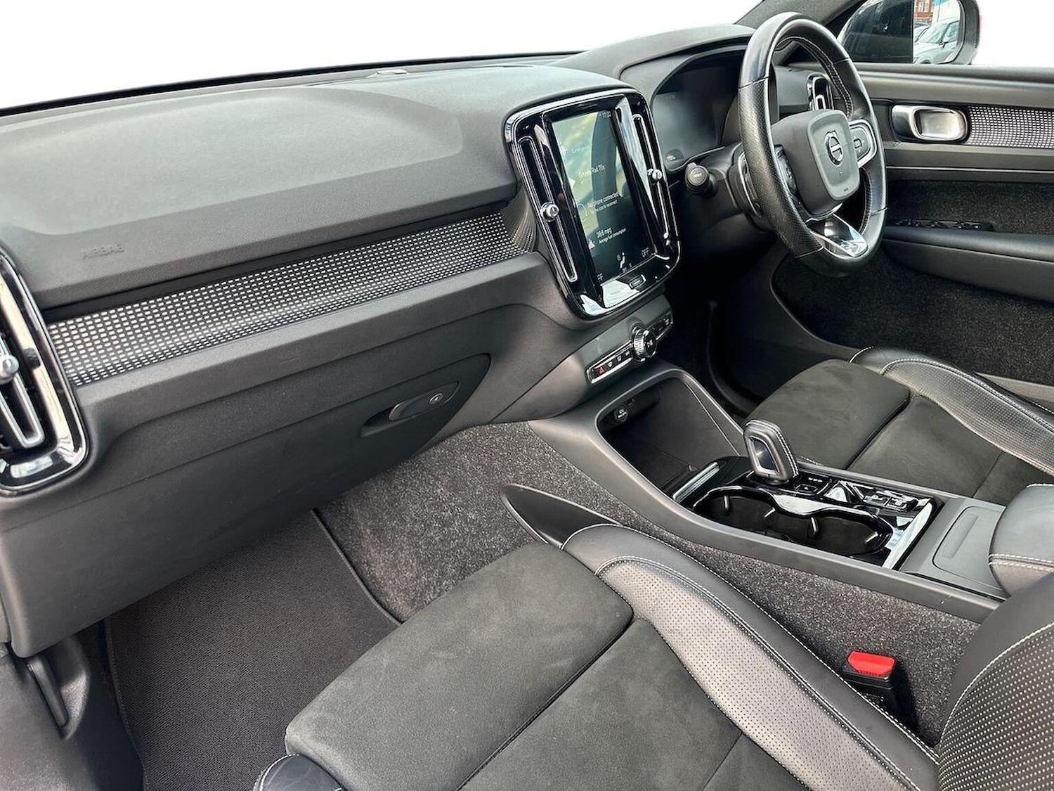 Used Volvo XC40 2020 for sale - 76005840: Photo 7