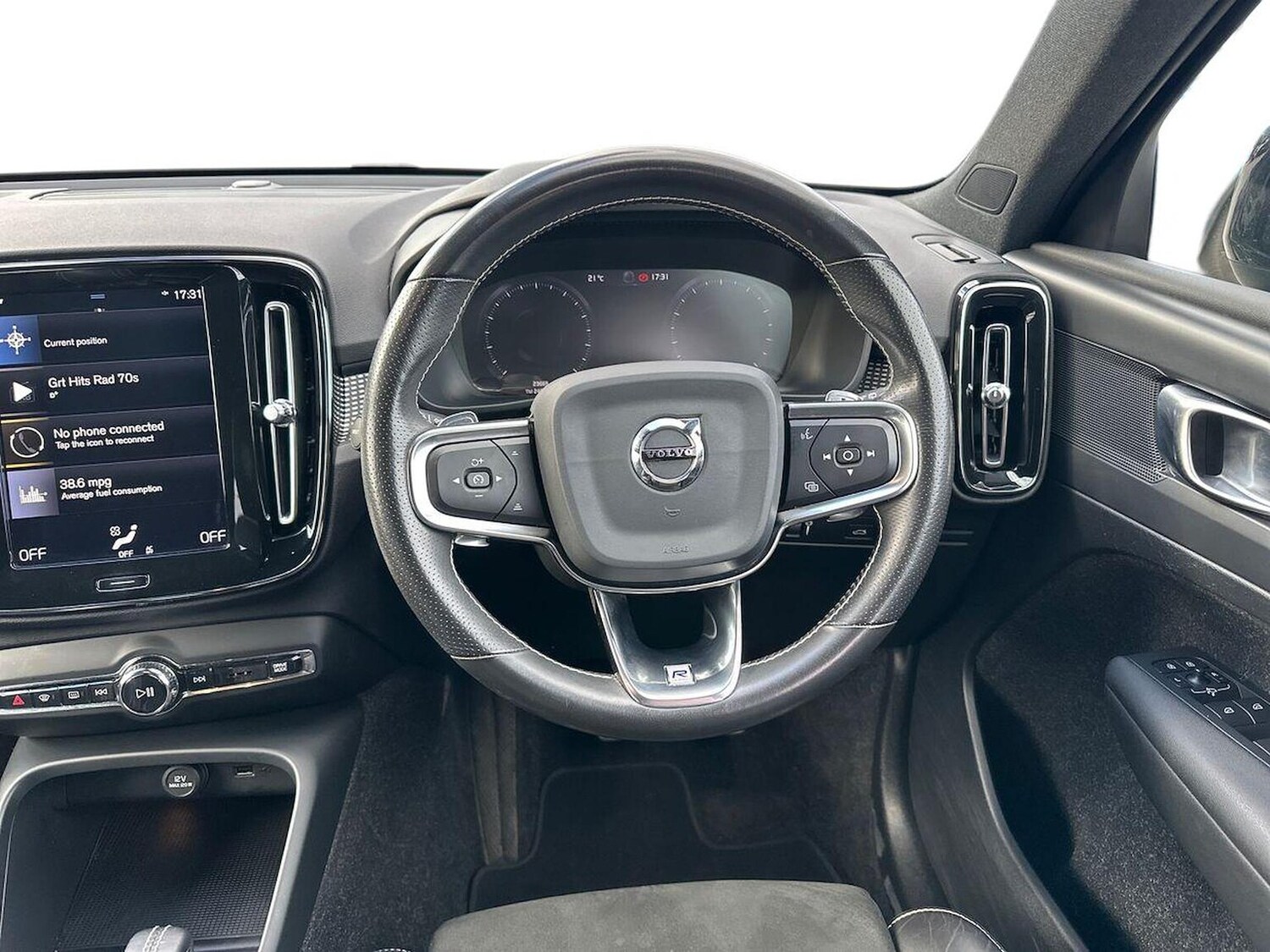 Used Volvo XC40 2020 for sale - 76005840: Photo 9