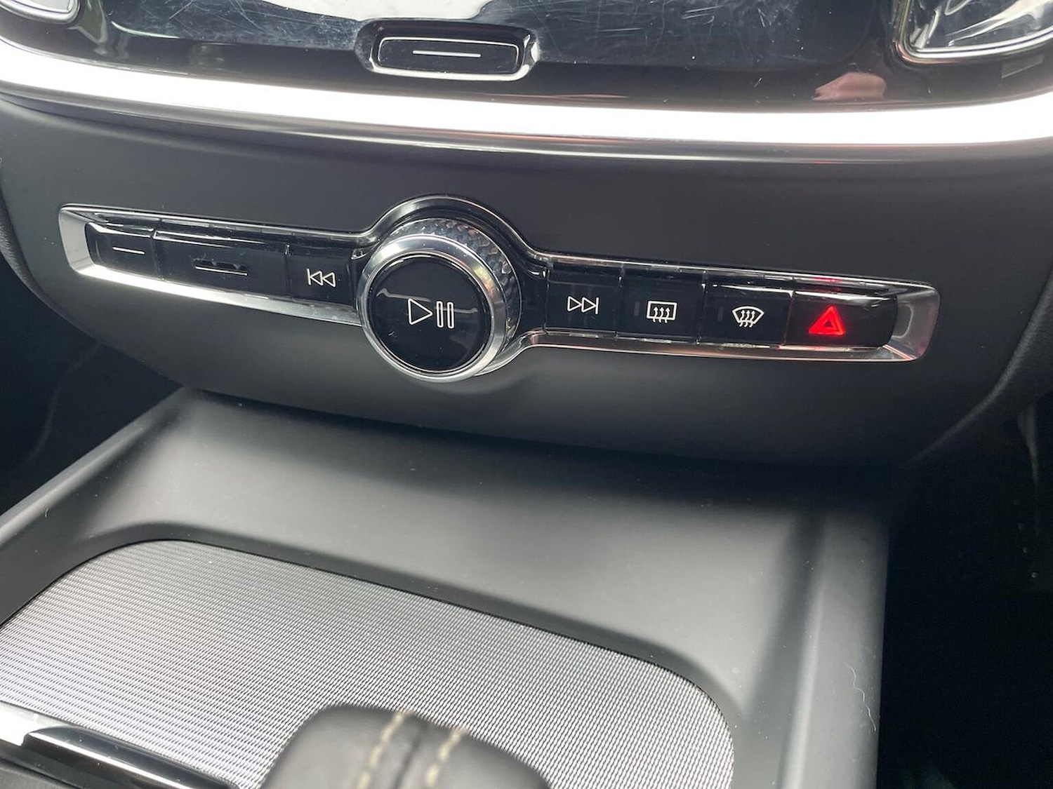 Used Volvo V60 2021 for sale - 76951208: Photo 12