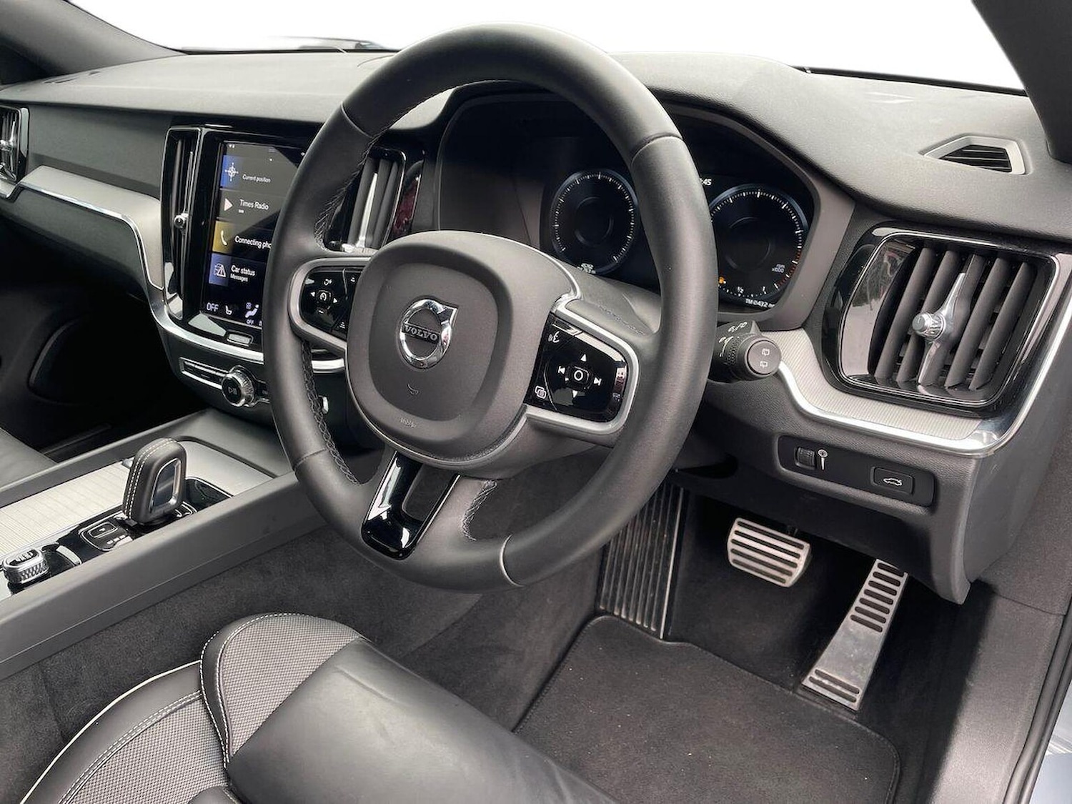 Used Volvo V60 2021 for sale - 76951208: Photo 15