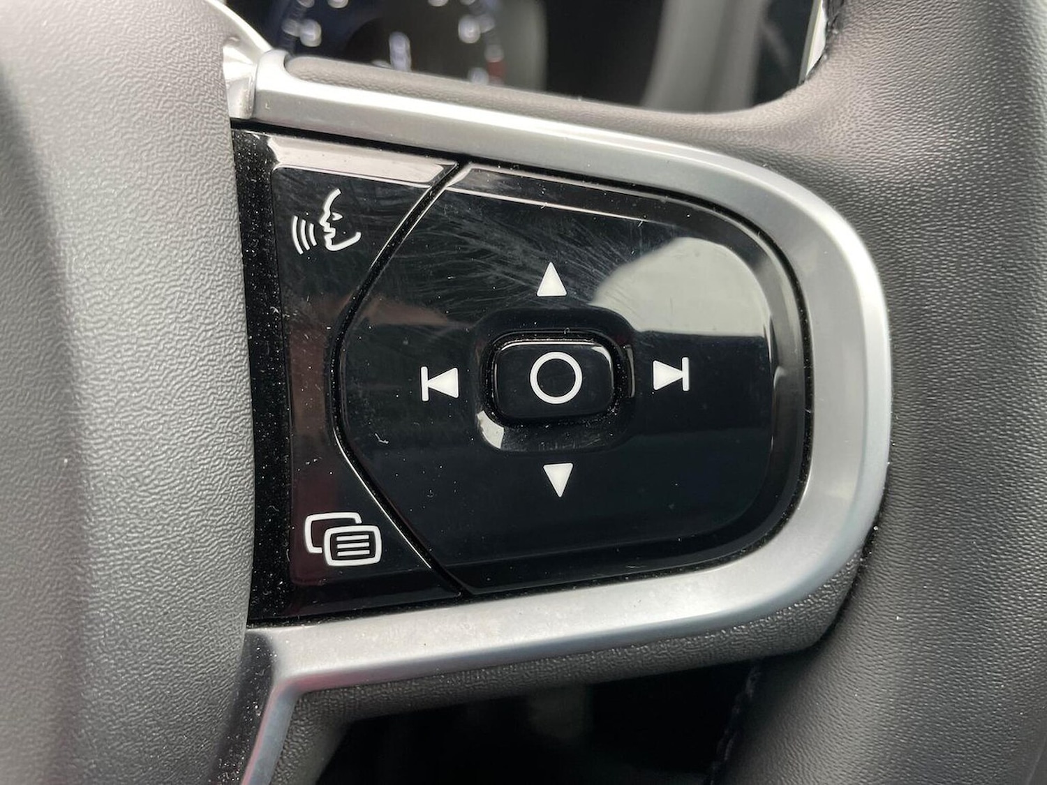 Used Volvo V60 2021 for sale - 76951208: Photo 26