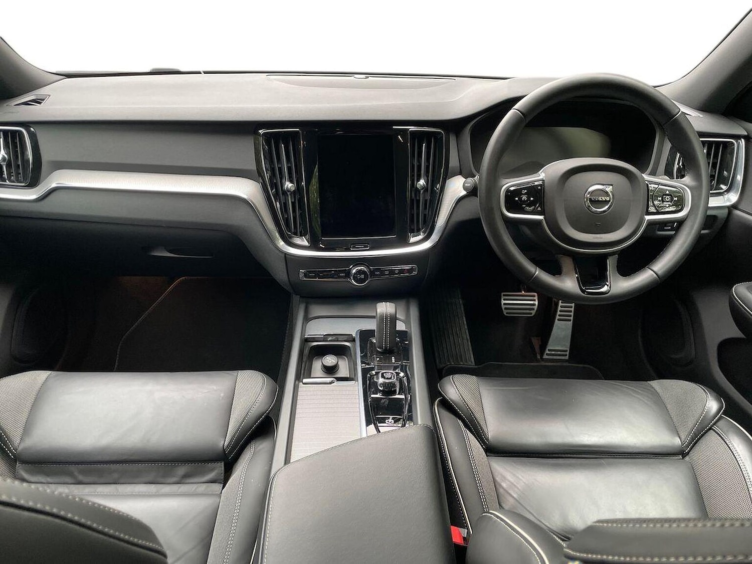 Used Volvo V60 2021 for sale - 76951208: Photo 8