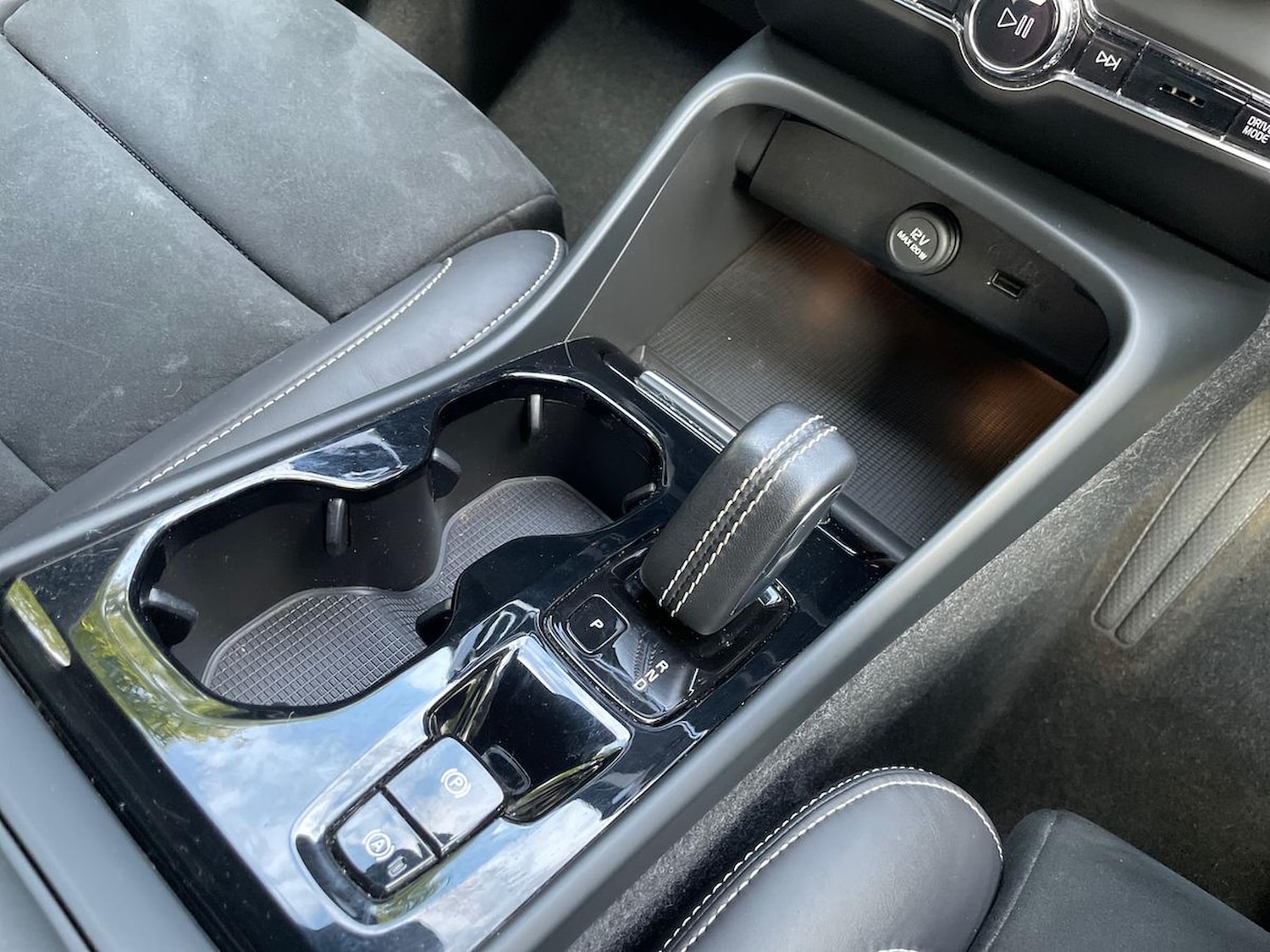 Used Volvo XC40 2022 for sale - 76127176: Photo 13