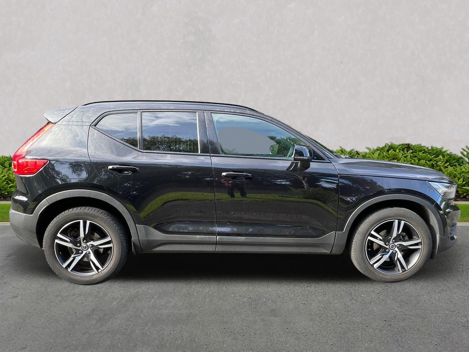 Used Volvo XC40 2022 for sale - 76127176: Photo 3