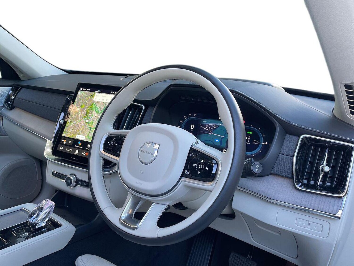 Used Volvo XC90 2025 for sale - 76040762: Photo 15