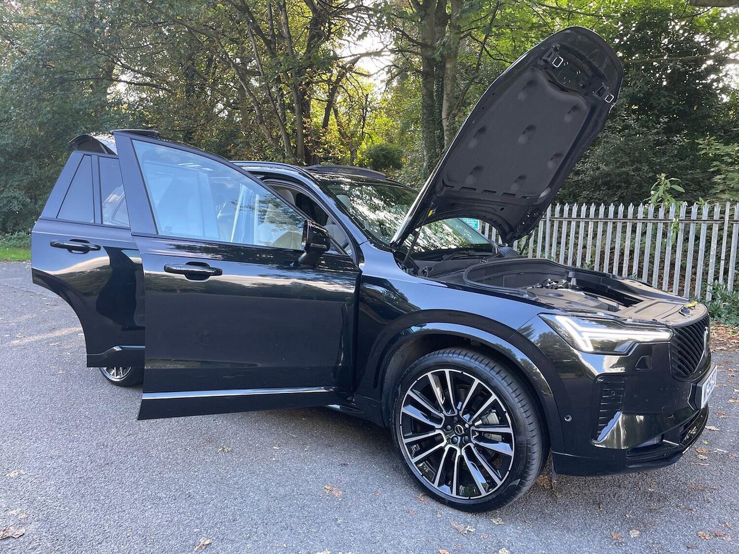 Used Volvo XC90 2025 for sale - 76040762: Photo 40