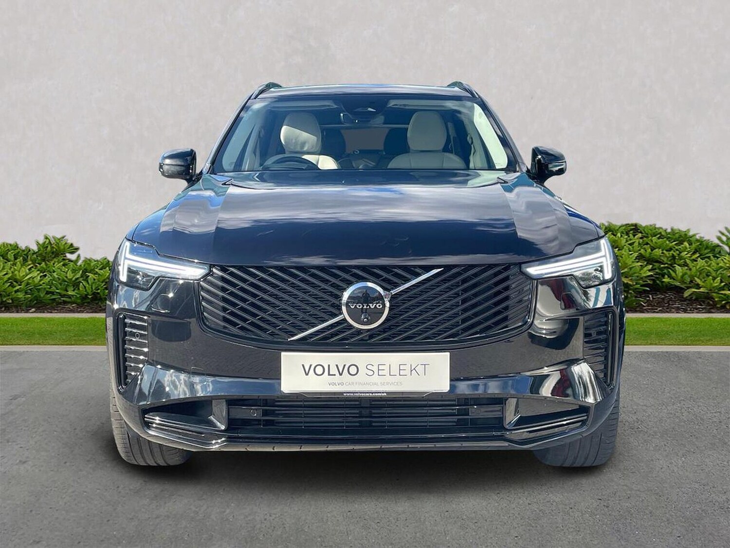 Used Volvo XC90 2025 for sale - 76040762: Photo 5