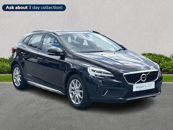 Used Volvo V40 2016 for sale - 75505498: Photo