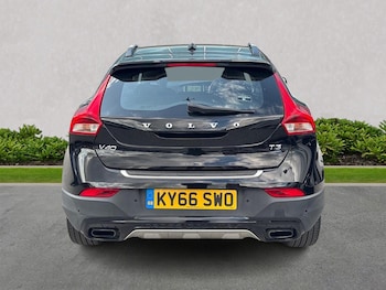 Used Volvo V40 2016 for sale - 75505498: Photo