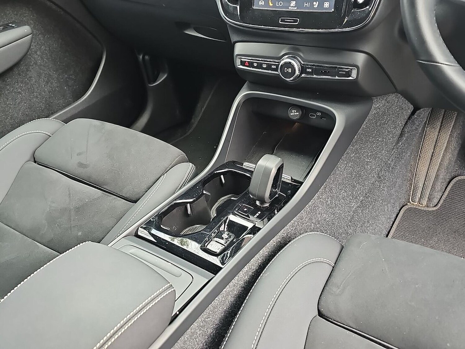 Used Volvo XC40 2024 for sale - 78191344: Photo 15