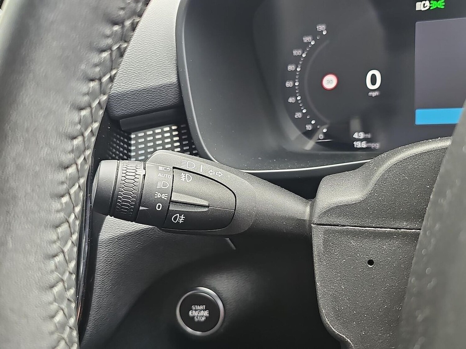 Used Volvo XC40 2024 for sale - 78191344: Photo 30