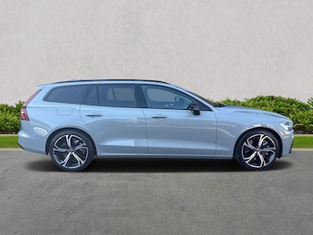 Used Volvo V60 2025 for sale - 75505483: Photo